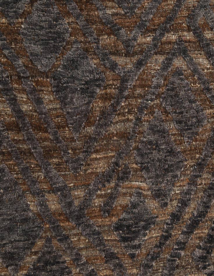 Detail image of  8' 3 x 10' 3  Hand Knotted Darya Wool Rug
