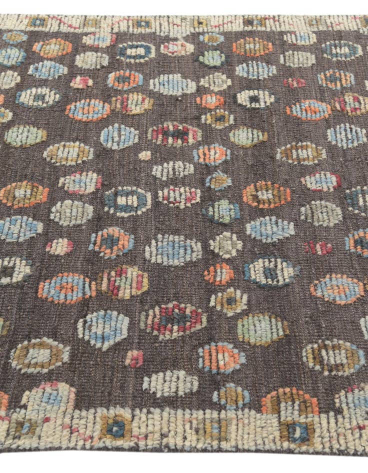 Detail image of  4' 3 x 6' 3  Hand Knotted Darya Wool Rug