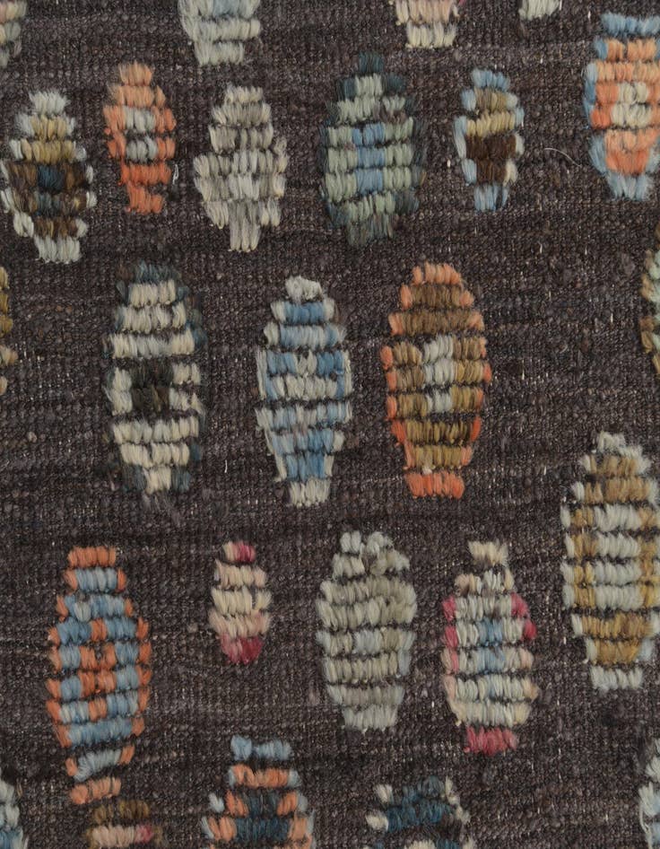 Detail image of  4' 3 x 6' 3  Hand Knotted Darya Wool Rug