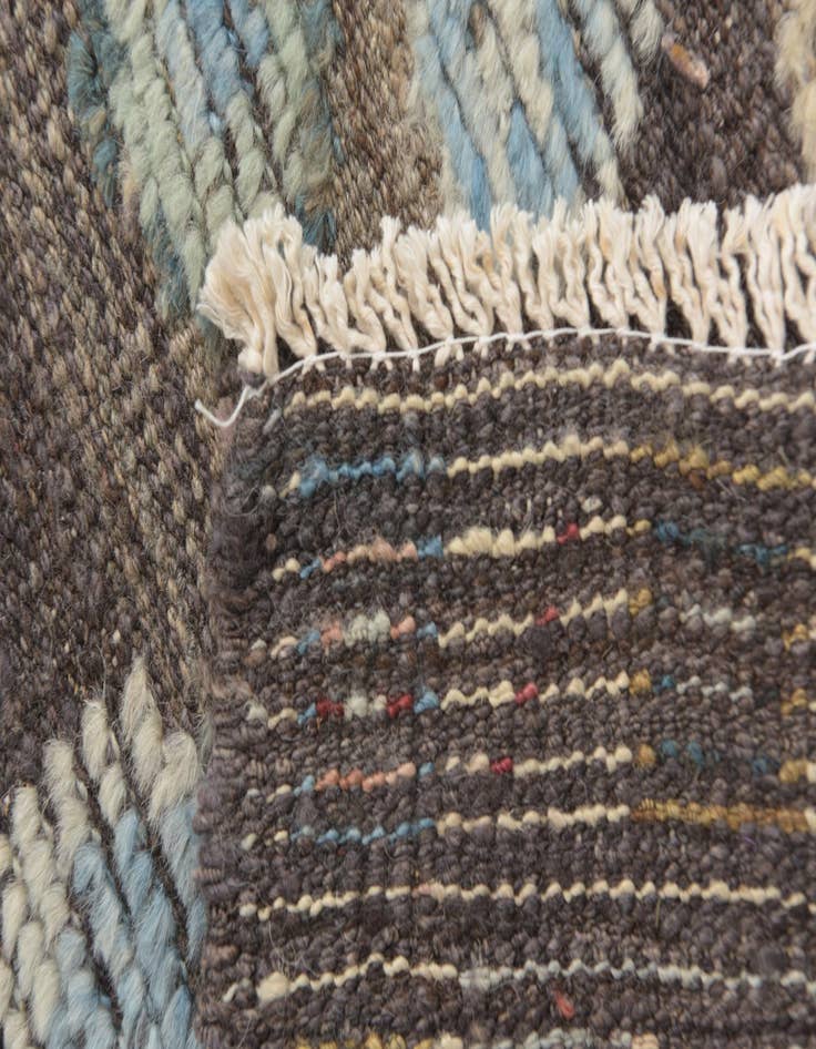 Detail image of  4' 3 x 6' 3  Hand Knotted Darya Wool Rug