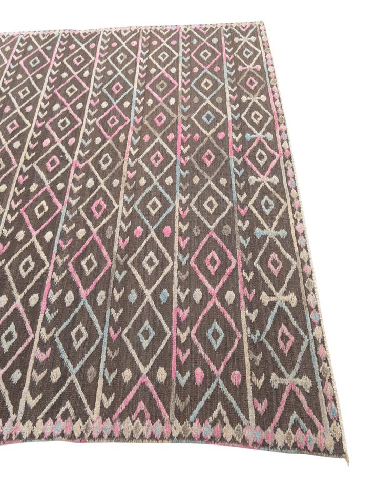 Detail image of  6' 6 x 10' 2  Hand Knotted Darya Wool Rug