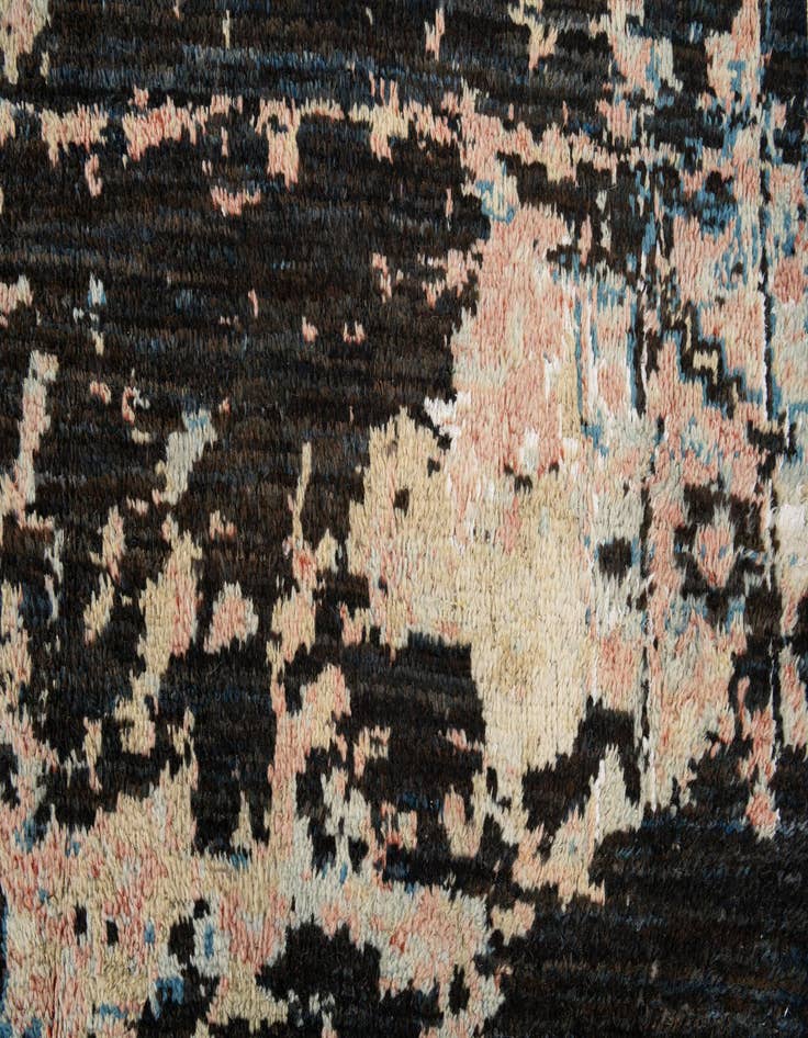 Detail image of  10' 6 x 14' 7  Hand Knotted Darya Rug