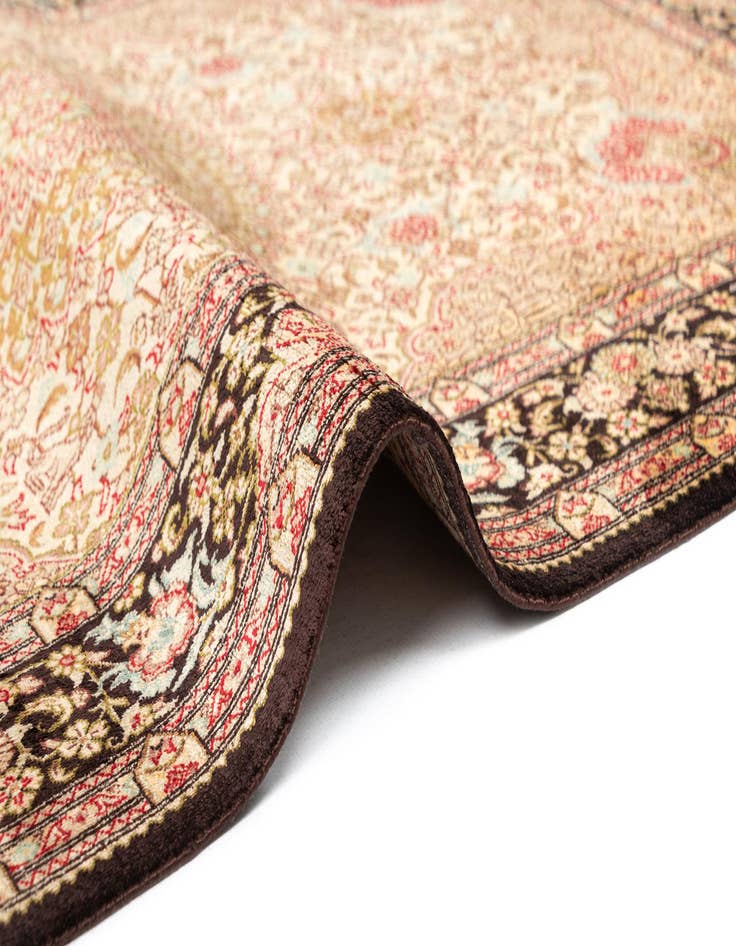 Detail image of  2' 7 x 4' Ghom Silk Rug