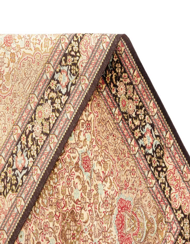 Detail image of  2' 7 x 4' Ghom Silk Rug