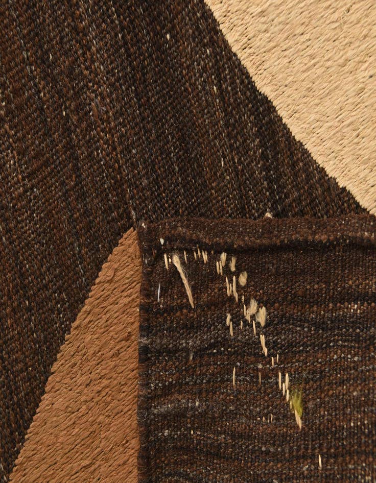 Detail image of  7' 4 x 10'  Hand Woven Kilim Modern Rug