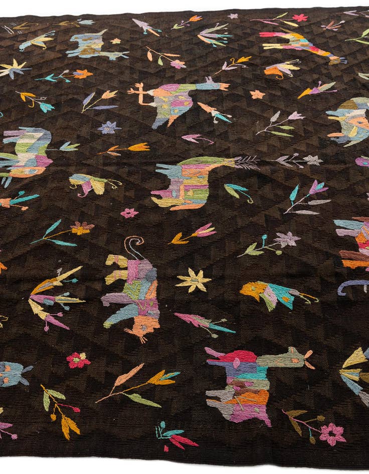 Detail image of  6' x 9'  Hand Woven Kilim Suzani Wool Rug