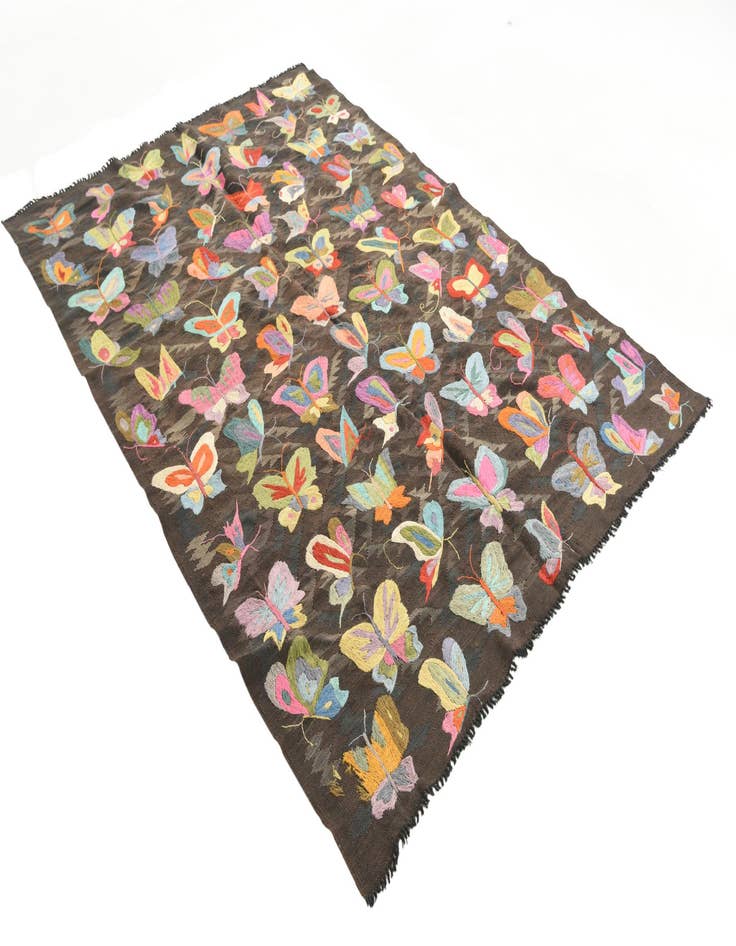 Detail image of  5' 4 x 7' 9  Hand Woven Kilim Suzani Wool Rug