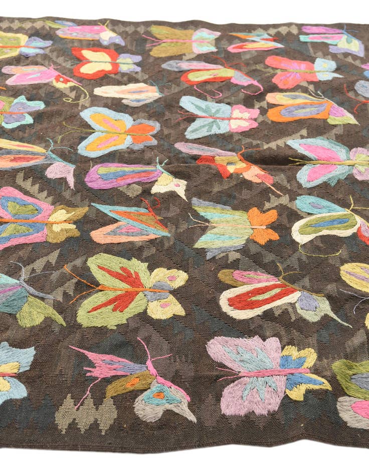 Detail image of  5' 4 x 7' 9  Hand Woven Kilim Suzani Wool Rug