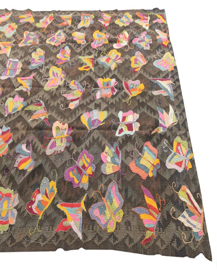 Detail image of  6' 5 x 9' 3  Hand Woven Kilim Suzani Wool Rug