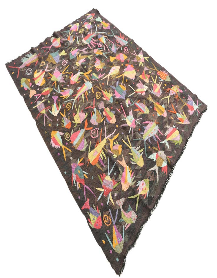 Detail image of  4' 9 x 6' 3  Hand Woven Kilim Suzani Wool Rug