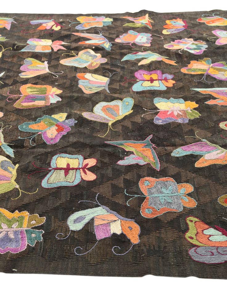 Detail image of  6' 5 x 9' 4  Hand Woven Kilim Suzani Wool Rug