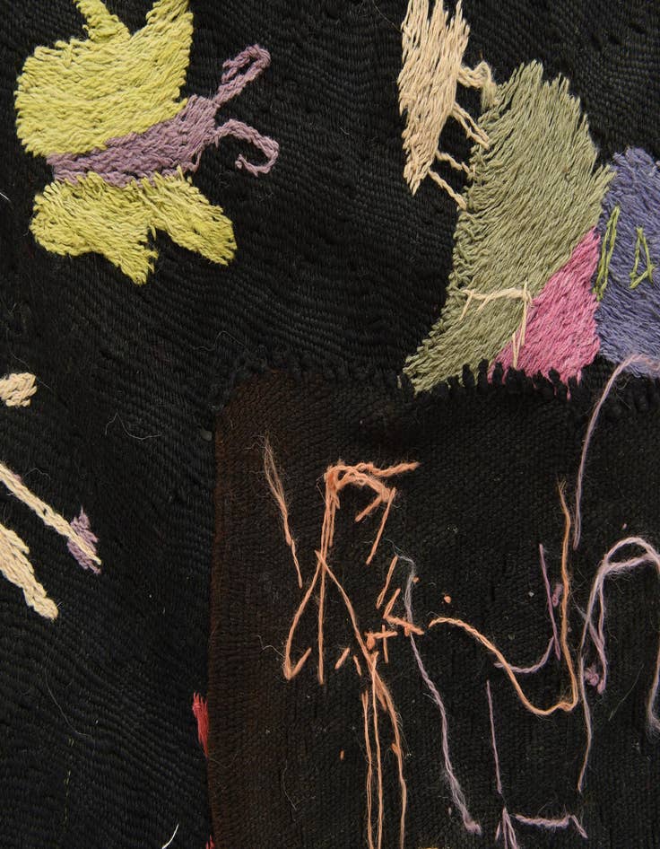 Detail image of  6' x 9' 5  Hand Woven Kilim Suzani Wool Rug