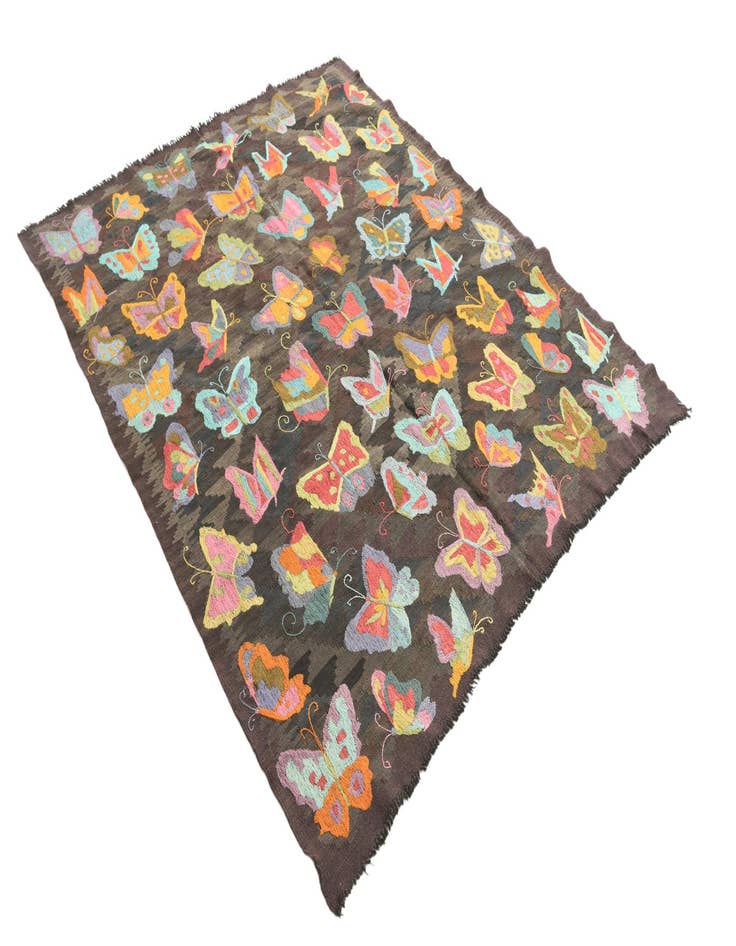 Detail image of  5' 3 x 6' 3  Hand Woven Kilim Suzani Wool Rug