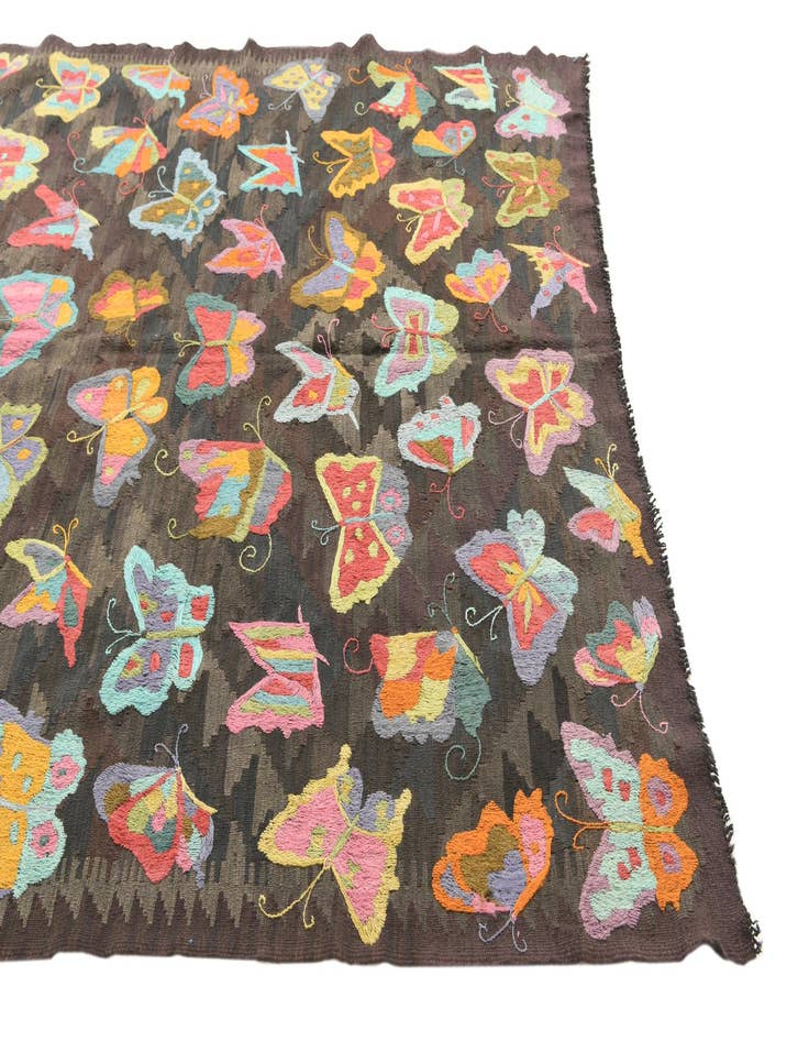 Detail image of  5' 3 x 6' 3  Hand Woven Kilim Suzani Wool Rug