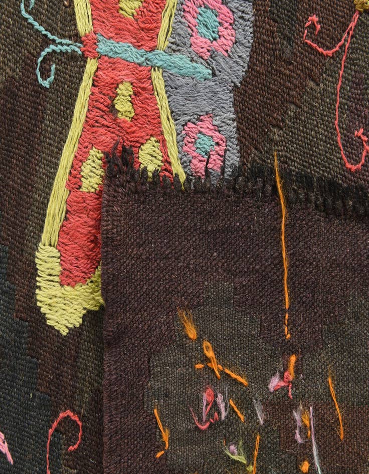 Detail image of  5' 3 x 6' 3  Hand Woven Kilim Suzani Wool Rug