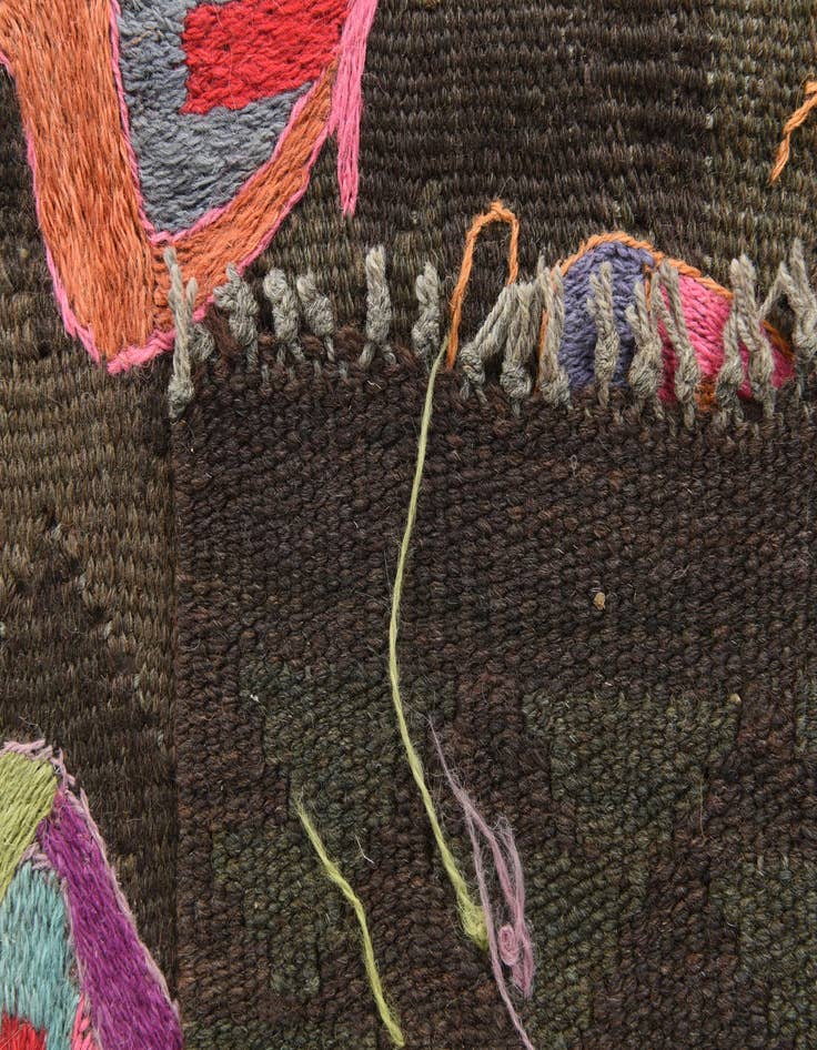 Detail image of  6' 1 x 9' 7  Hand Woven Kilim Suzani Wool Rug