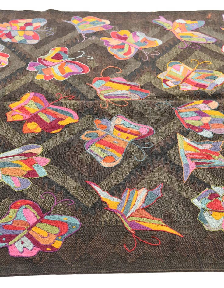 Detail image of  4' 6 x 5' 10  Hand Woven Kilim Suzani Wool Rug