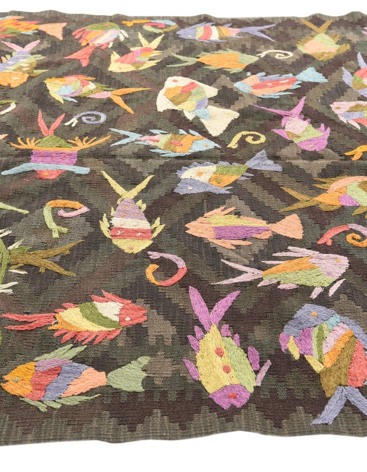 Detail image of  4' 10 x 6' 2  Hand Woven Kilim Suzani Wool Rug