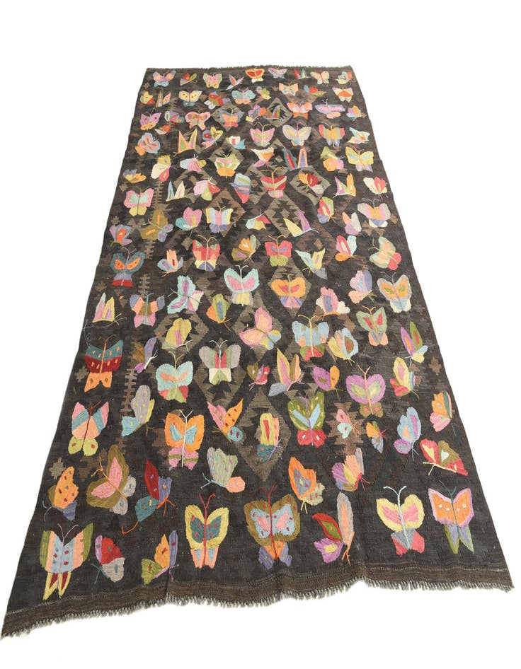 Detail image of  6' 4 x 9' 5  Hand Woven Kilim Suzani Wool Rug