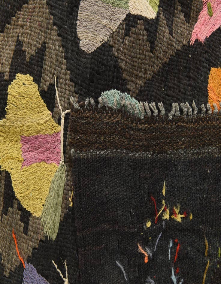 Detail image of  6' 4 x 9' 5  Hand Woven Kilim Suzani Wool Rug