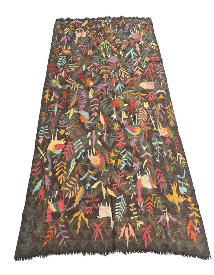 Detail image of  4' 9 x 6' 6  Hand Woven Kilim Suzani Wool Rug