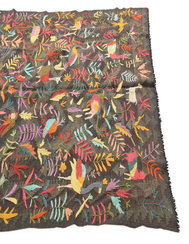 Detail image of  4' 9 x 6' 6  Hand Woven Kilim Suzani Wool Rug