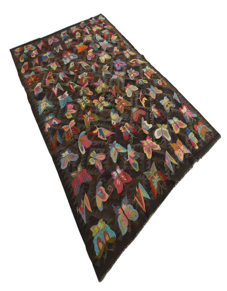 Detail image of  6' 5 x 9' 5  Hand Woven Kilim Suzani Wool Rug