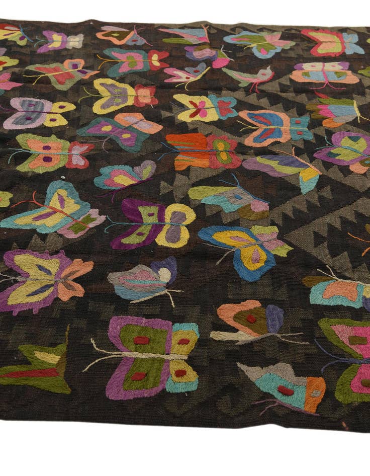 Detail image of  5' 10 x 9' 10  Hand Woven Kilim Suzani Wool Rug