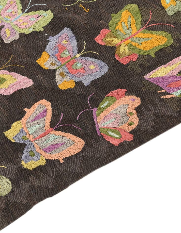 Detail image of  5' x 6' 4  Hand Woven Kilim Suzani Wool Rug