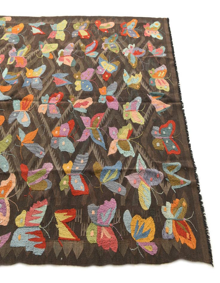 Detail image of  5' 5 x 7' 8  Hand Woven Kilim Suzani Wool Rug