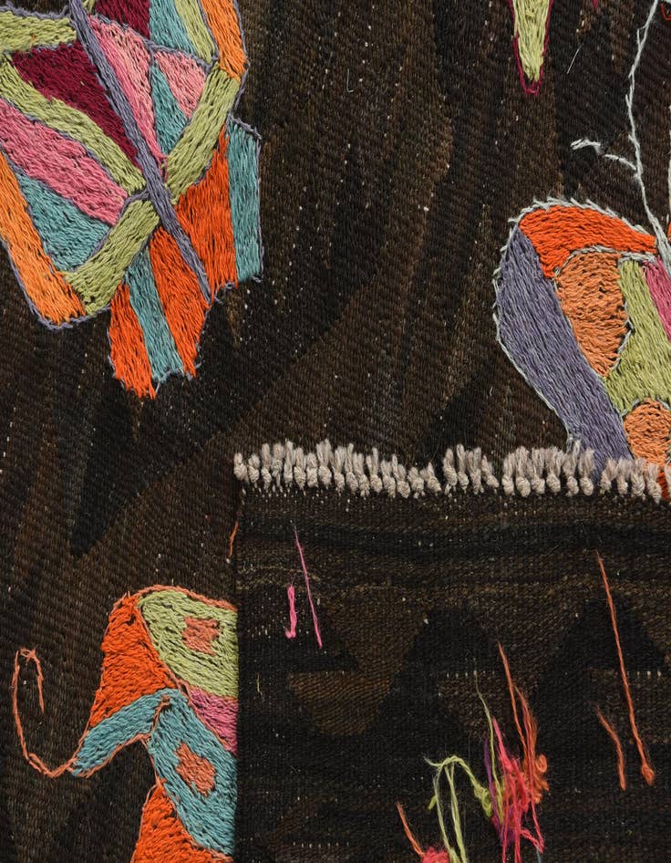 Detail image of  6' 8 x 9' 6  Hand Woven Kilim Suzani Wool Rug