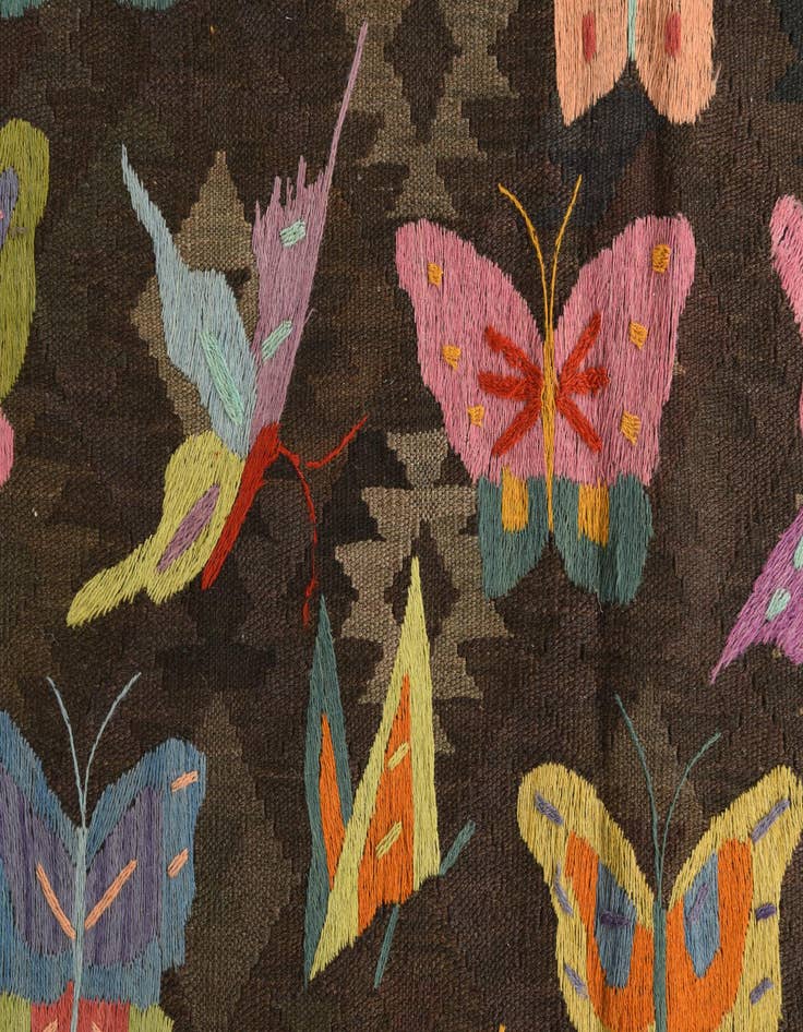 Detail image of  6' 7 x 10'  Hand Woven Kilim Suzani Wool Rug