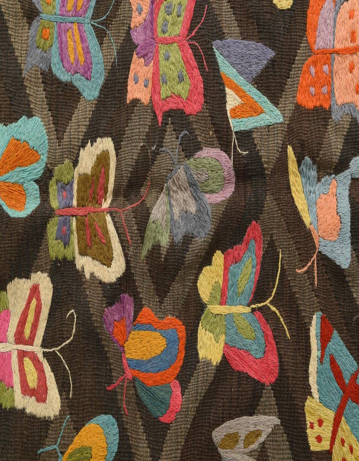 Detail image of  5' 2 x 7' 10  Hand Woven Kilim Suzani Wool Rug