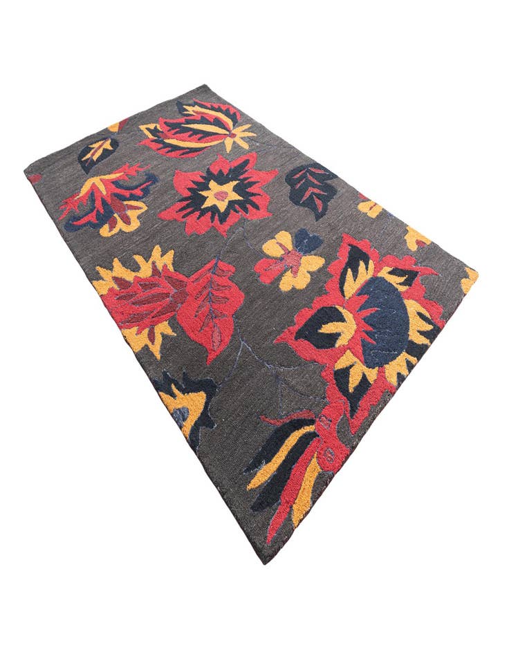 Detail image of  5' 1 x 8' Luna Rug