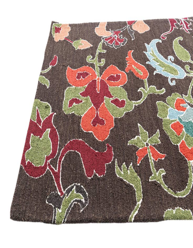 Detail image of  5' 1 x 8' Luna Rug