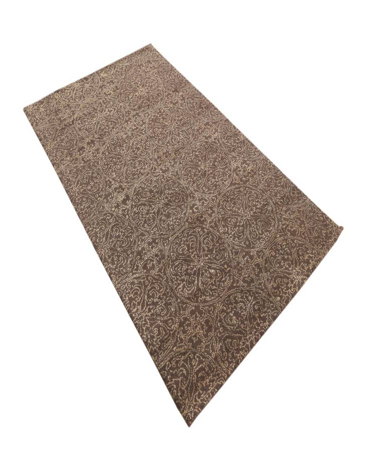 Detail image of  4' 10 x 8' Luna Rug