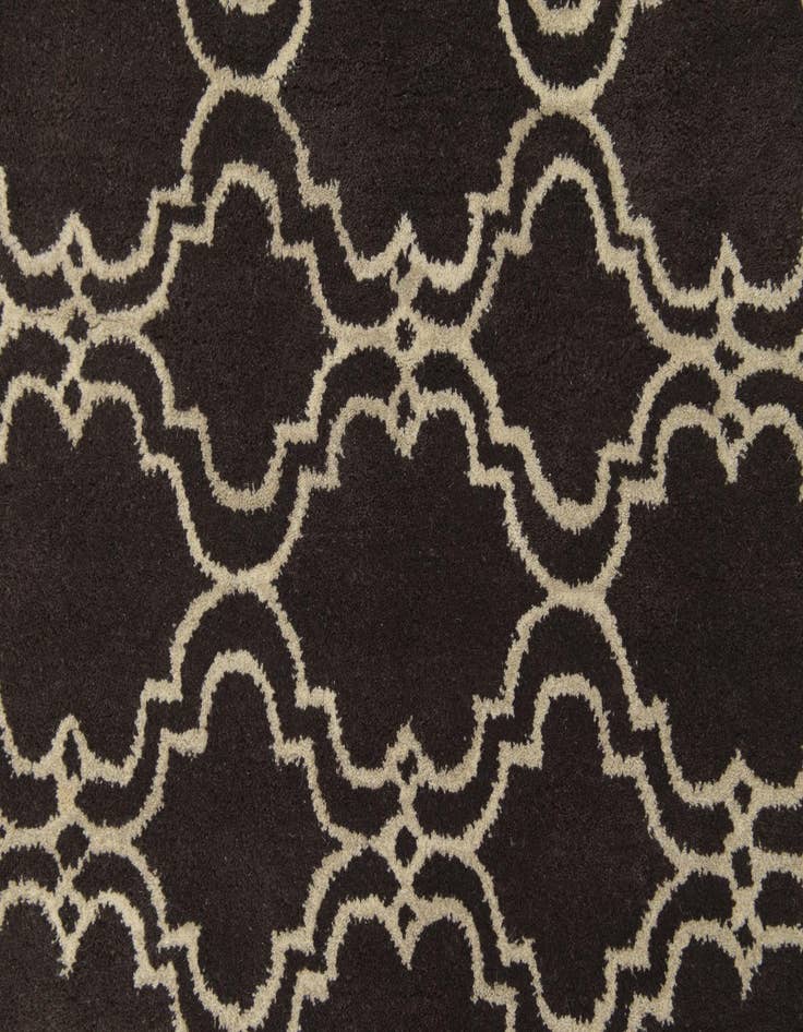 Detail image of  5' 1 x 7' 10 Luna Wool Rug