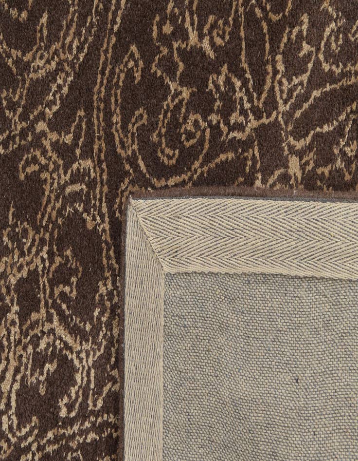 Detail image of  5' x 8' Luna Rug