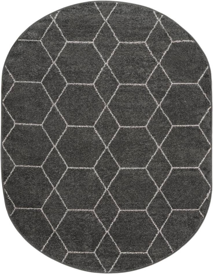 Detail image of  5' 3 x 8' Lattice Frieze Oval Rug