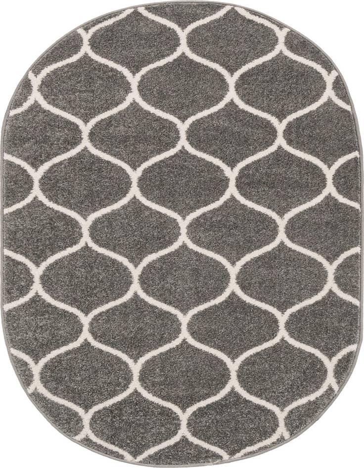 Detail image of  4' x 6' Lattice Frieze Oval Rug