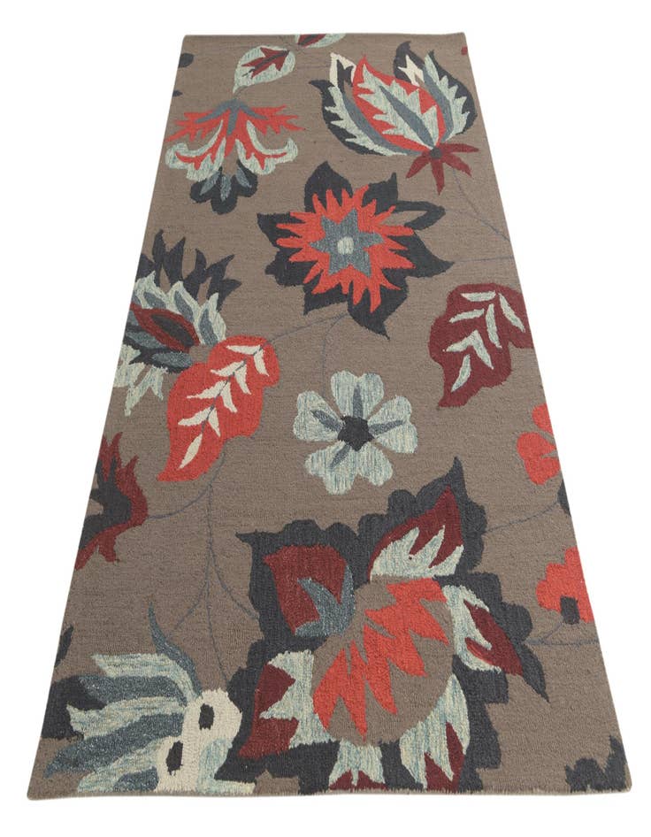 Detail image of  5' 1 x 8' 1 Agra Wool Rug