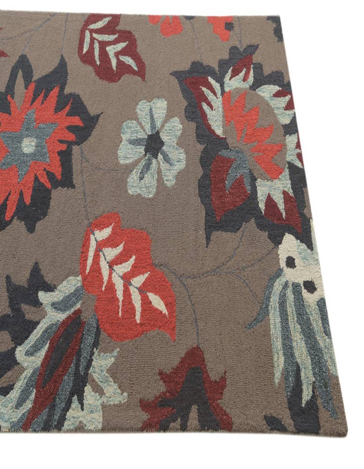 Detail image of  5' 1 x 8' 1 Agra Wool Rug