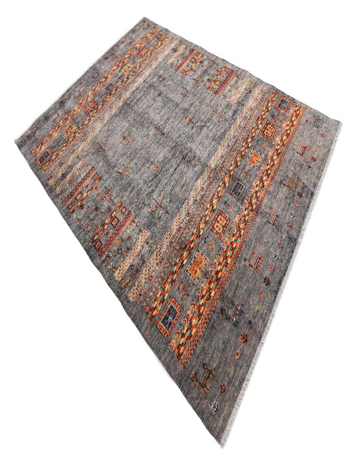 Detail image of 5' 4 x 7' 6 Boutique Rug