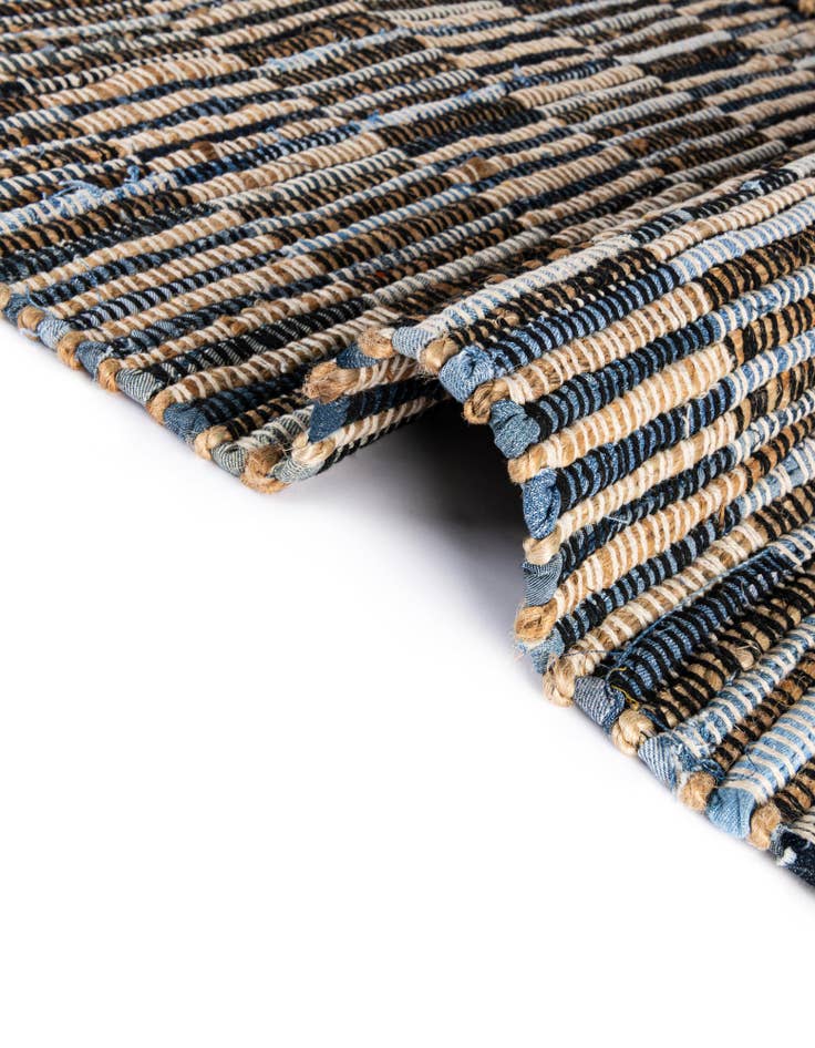 Detail image of  4' 1 x 6' 1  Hand Woven Chindi Jute Rug