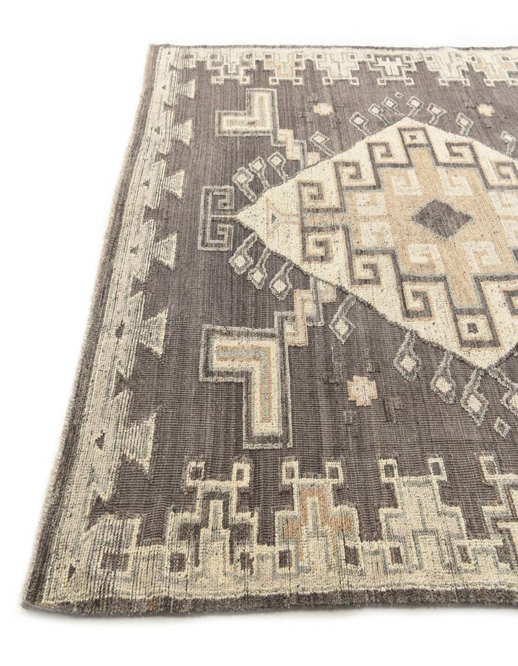 Detail image of  8' 1 x 10' 2  Hand Knotted Darya Wool Rug