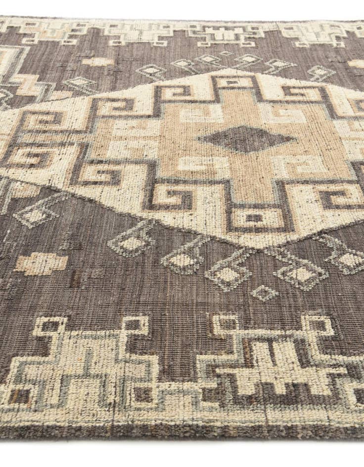 Detail image of  8' 1 x 10' 2  Hand Knotted Darya Wool Rug