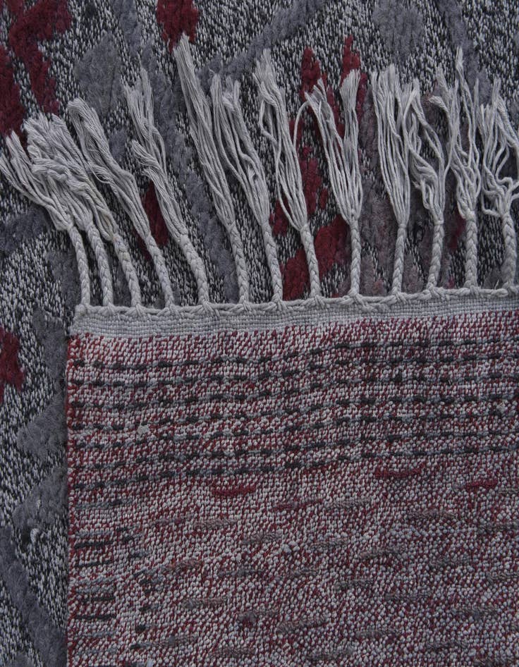 Detail image of  6' 6 x 9' 10  Hand Knotted Darya Wool Rug