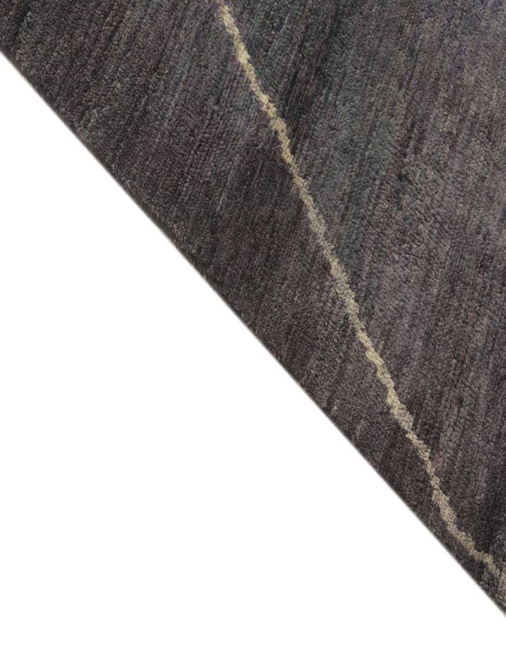 Detail image of  6' 8 x 9' 10  Hand Knotted Darya Wool Rug