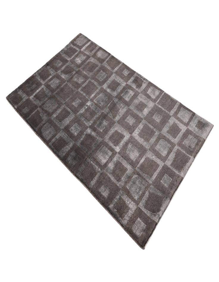 Detail image of  2' 11 x 4' 11  Hand Knotted Darya Wool Rug