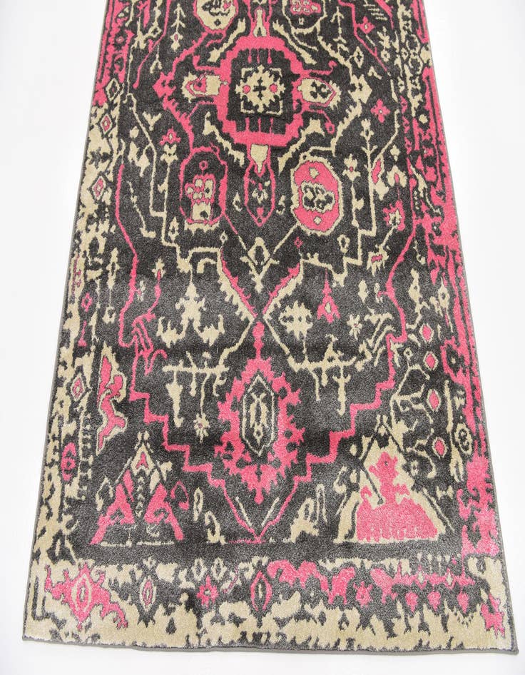 Detail image of  5' x 7' 6 Delilah Rug